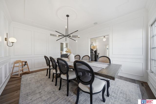 6321 Black Forest Drive, Lincoln, NE 68516