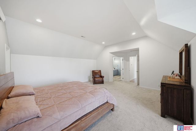 6321 Black Forest Drive, Lincoln, NE 68516