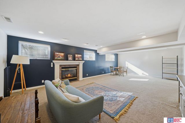 6321 Black Forest Drive, Lincoln, NE 68516