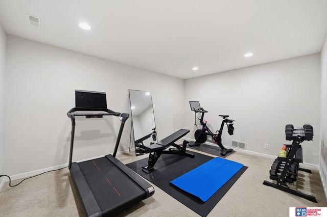 6321 Black Forest Drive, Lincoln, NE 68516