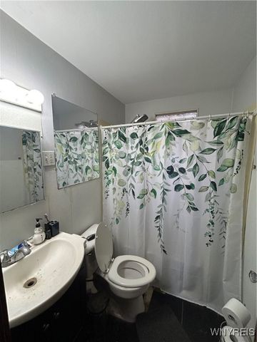 14 Gualbert Avenue, Cheektowaga, NY 14211