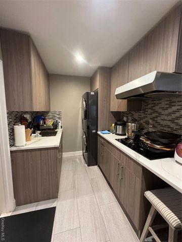 160-24 17th Ave 1, Whitestone, NY 11357