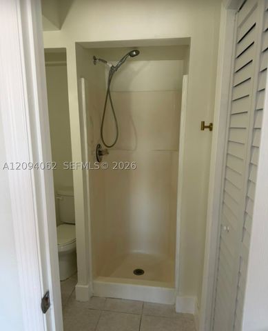 4008 W 10th Ct A, Hialeah, FL 33012