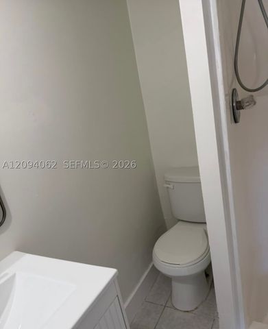 4008 W 10th Ct A, Hialeah, FL 33012