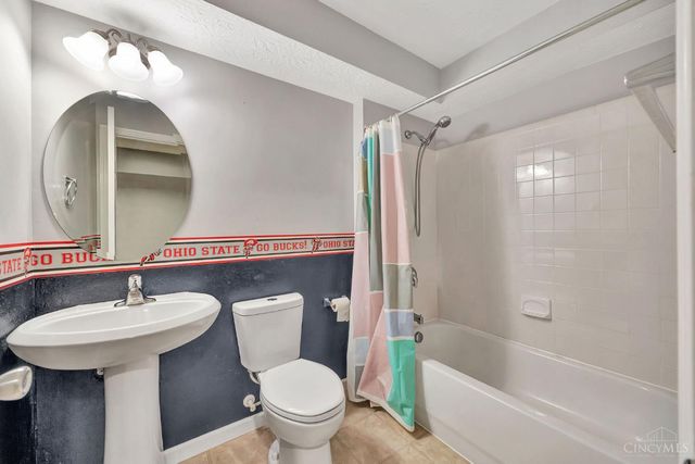 8400 S Port Drive, West Chester, OH 45069