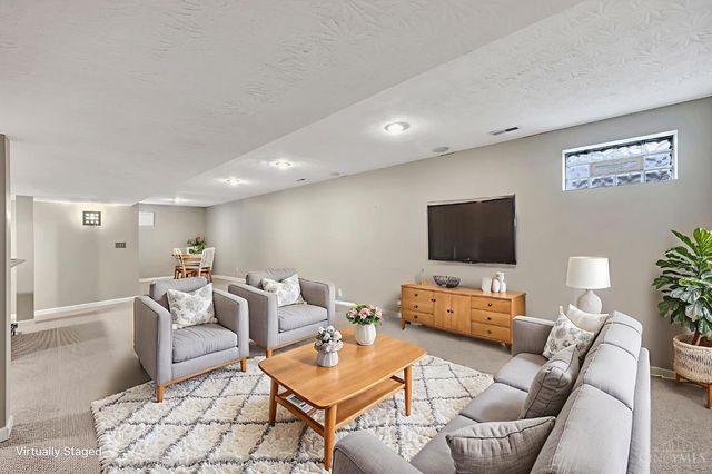 8400 S Port Drive, West Chester, OH 45069