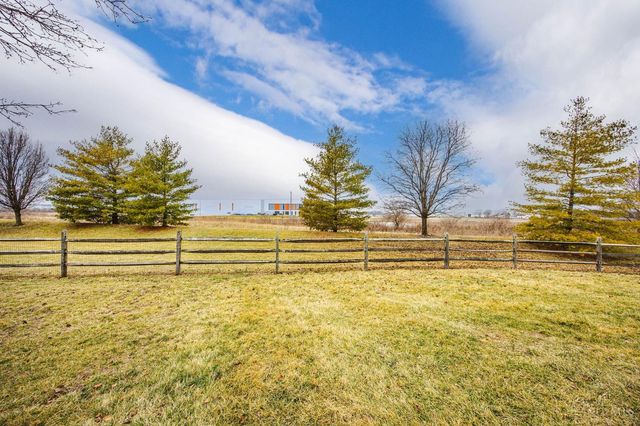 8400 S Port Drive, West Chester, OH 45069