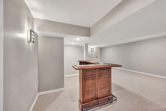 8400 S Port Drive, West Chester, OH 45069