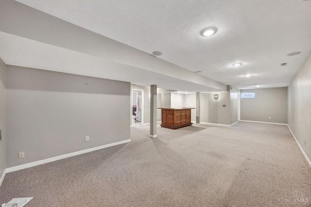 8400 S Port Drive, West Chester, OH 45069