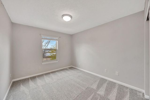 8400 S Port Drive, West Chester, OH 45069