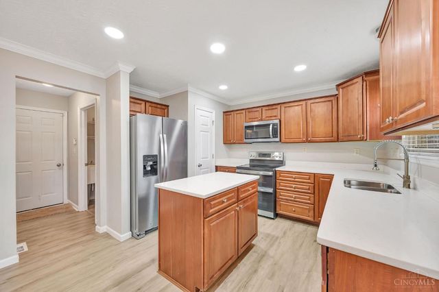 8400 S Port Drive, West Chester, OH 45069