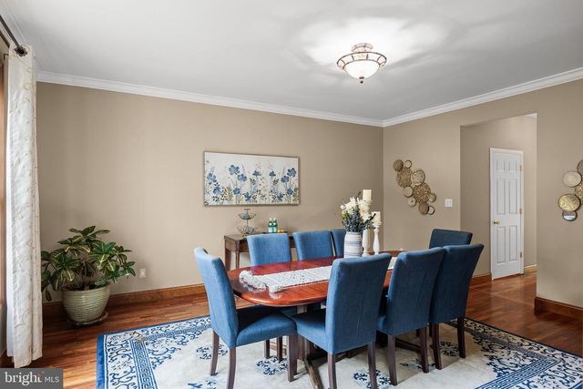 18 COOPER RUN DR, Cherry Hill, NJ 08003