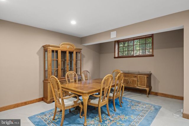 18 COOPER RUN DR, Cherry Hill, NJ 08003