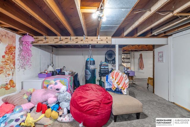 3210 N 205 Street, Elkhorn, NE 68022