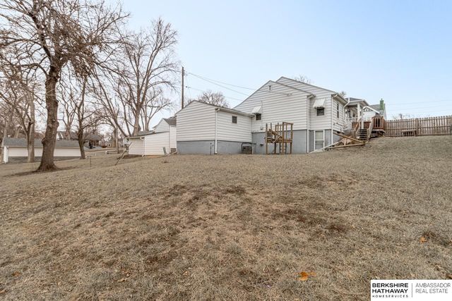 3210 N 205 Street, Elkhorn, NE 68022