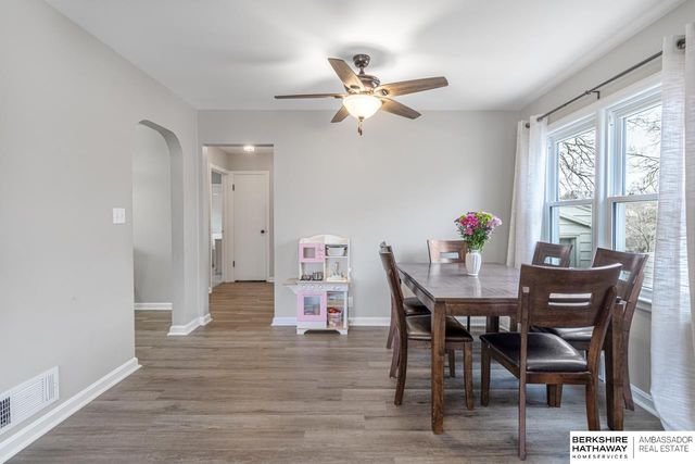 3210 N 205 Street, Elkhorn, NE 68022