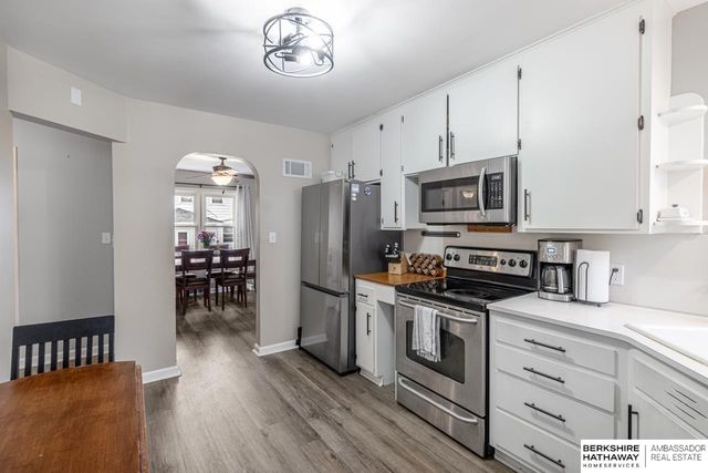 3210 N 205 Street, Elkhorn, NE 68022