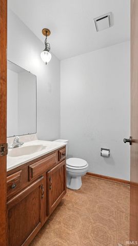 9916 Quachita Court, Fort Wayne, IN 46804