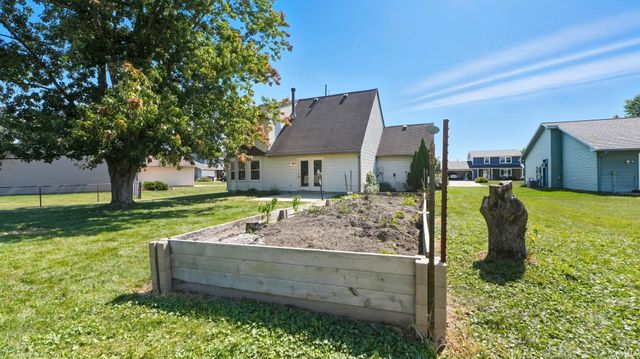 9916 Quachita Court, Fort Wayne, IN 46804