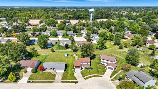 9916 Quachita Court, Fort Wayne, IN 46804