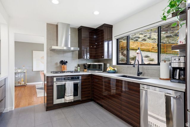 3061 S PLATEAU DR, Salt Lake City, UT 84109