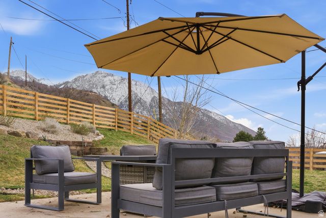 3061 S PLATEAU DR, Salt Lake City, UT 84109