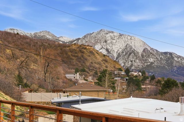 3061 S PLATEAU DR, Salt Lake City, UT 84109