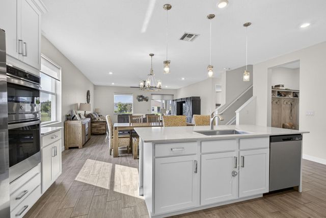 1095 Tangled Orchard Trace, Loxahatchee, FL 33470