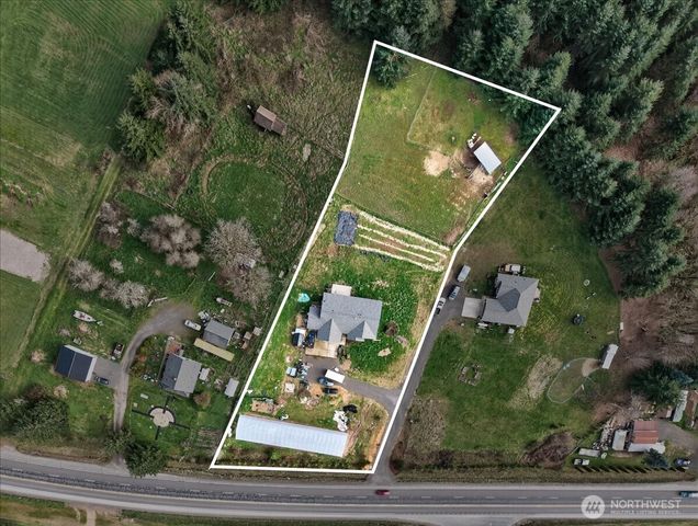 1023 Spirit Lake Hwy, Castle Rock, WA 98611