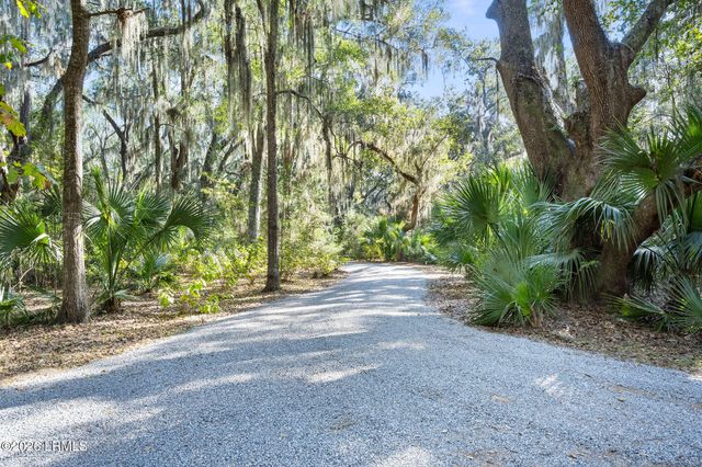 32 Bee Tree Drive, Okatie, SC 29909