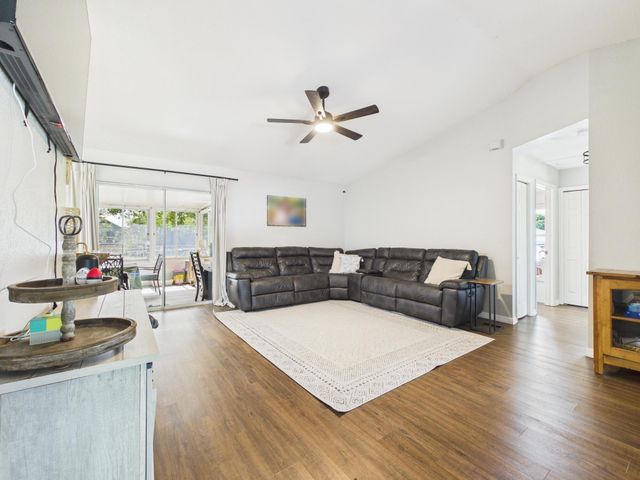 793 SW 85th Avenue, Okeechobee, FL 34974