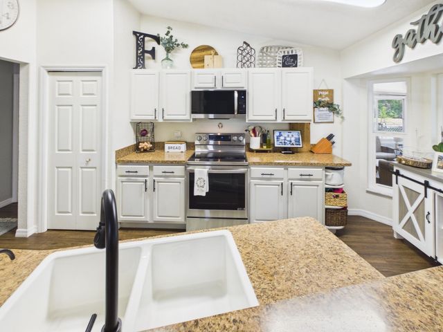 793 SW 85th Avenue, Okeechobee, FL 34974