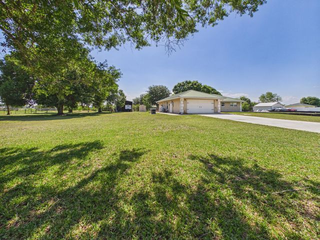 793 SW 85th Avenue, Okeechobee, FL 34974