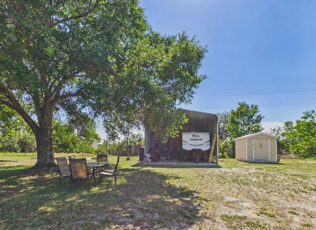 793 SW 85th Avenue, Okeechobee, FL 34974