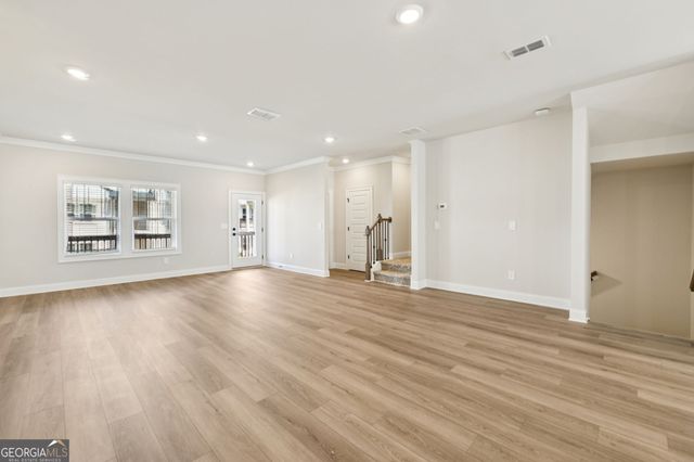431 Elise Way, Lawrenceville, GA 30045