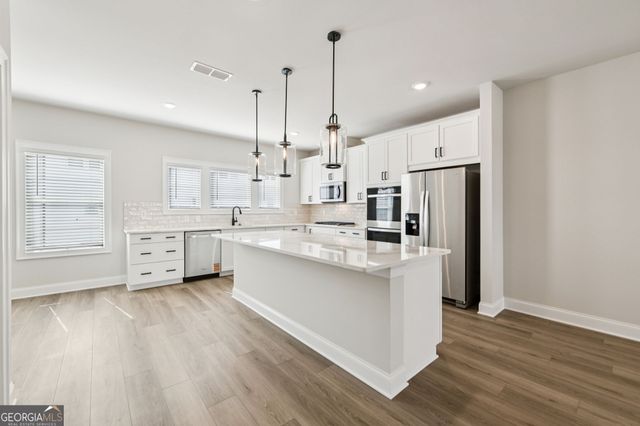 431 Elise Way, Lawrenceville, GA 30045