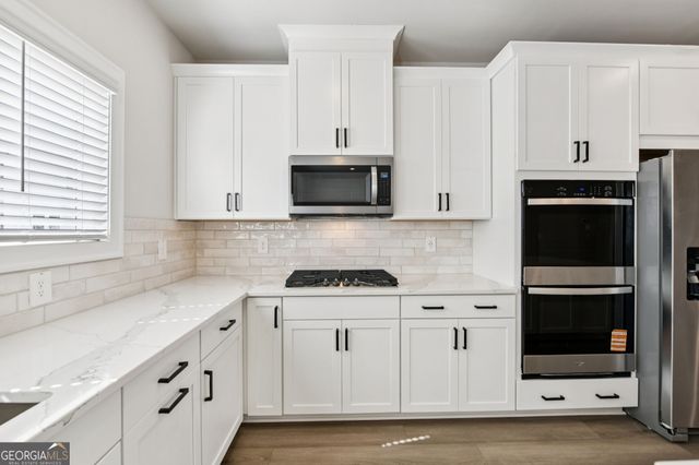 431 Elise Way, Lawrenceville, GA 30045
