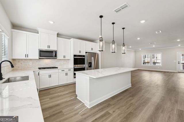 431 Elise Way, Lawrenceville, GA 30045