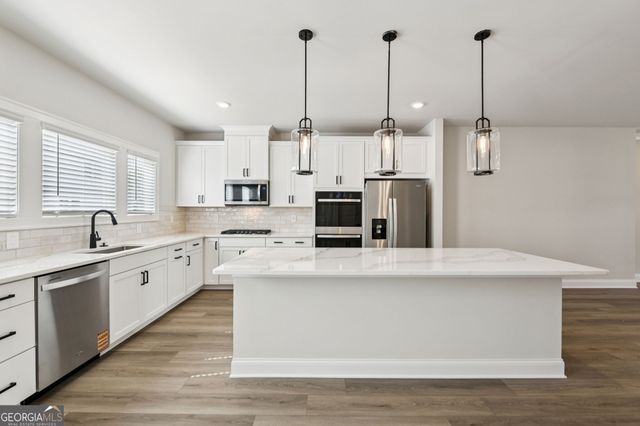 431 Elise Way, Lawrenceville, GA 30045