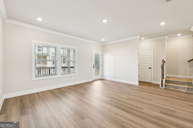 431 Elise Way, Lawrenceville, GA 30045