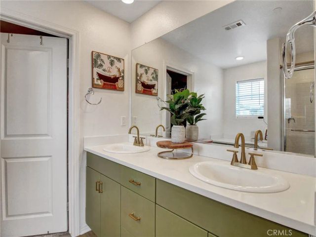 2497 Gunner Ridge, Rialto, CA 92377