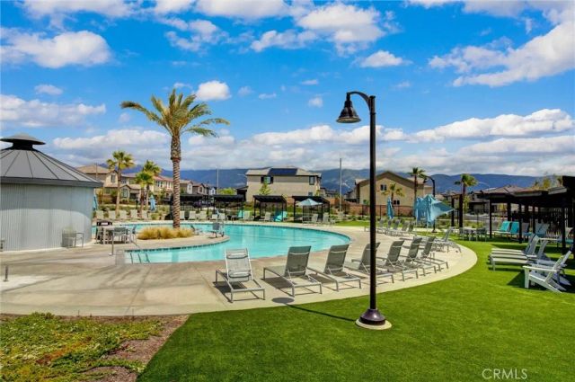 2497 Gunner Ridge, Rialto, CA 92377