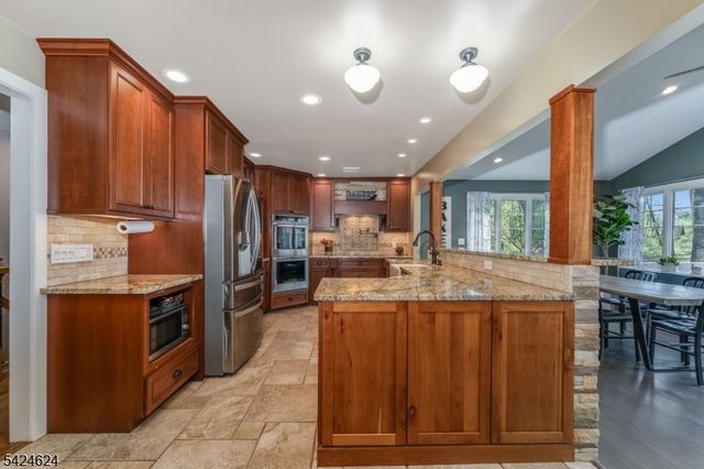 31 River Road, Raritan Twp., NJ 08822