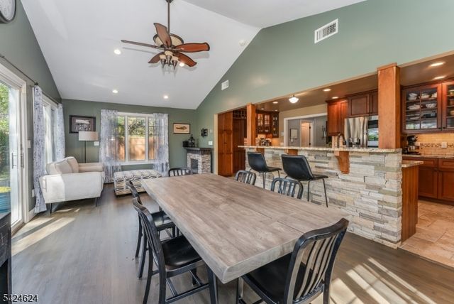 31 River Road, Raritan Twp., NJ 08822