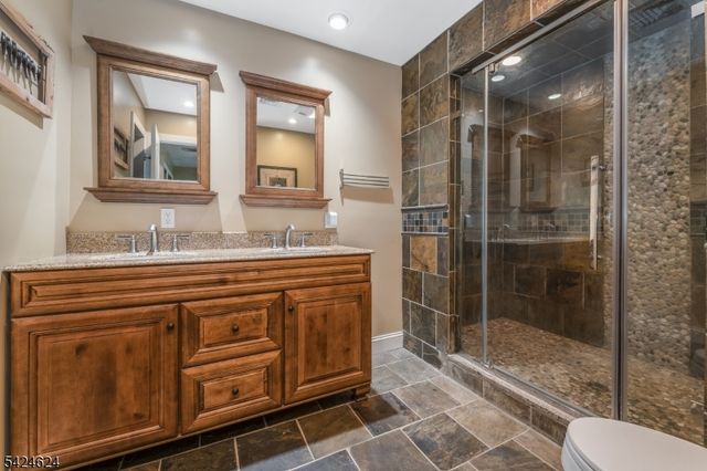 31 River Road, Raritan Twp., NJ 08822