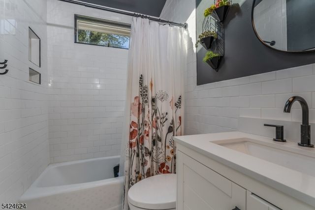 31 River Road, Raritan Twp., NJ 08822