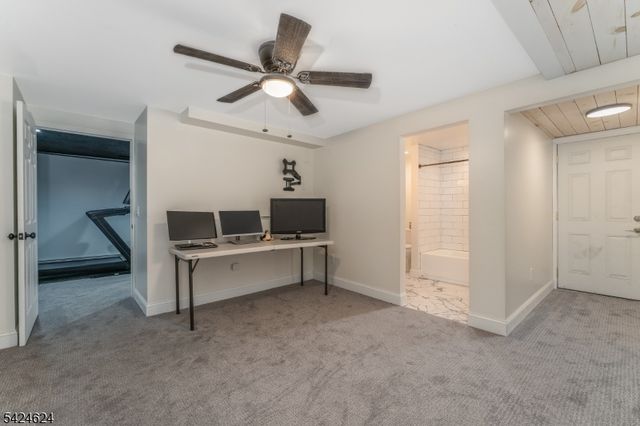 31 River Road, Raritan Twp., NJ 08822
