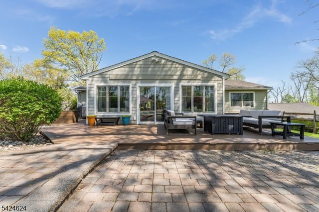 31 River Road, Raritan Twp., NJ 08822