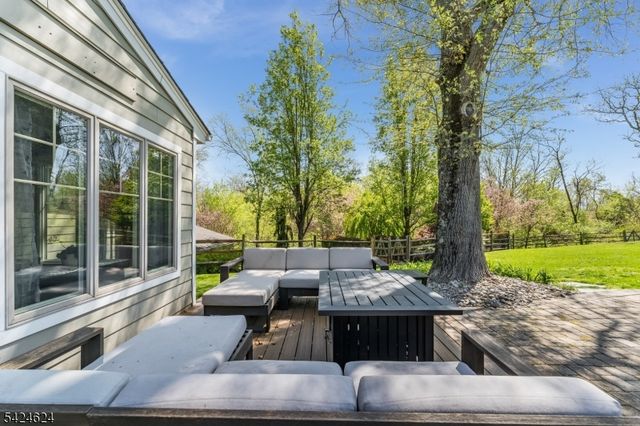 31 River Road, Raritan Twp., NJ 08822