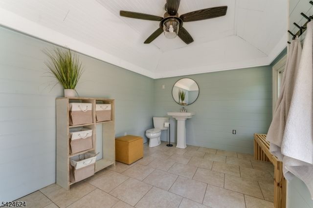 31 River Road, Raritan Twp., NJ 08822